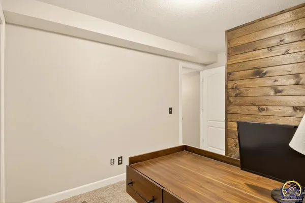 $450,000 | 4828 Northwest Kendall Drive, Topeka, KS 66618