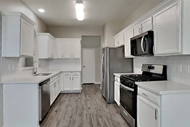 $2,600 | 14306 Cypress Falls Drive, Cypress, TX 77429