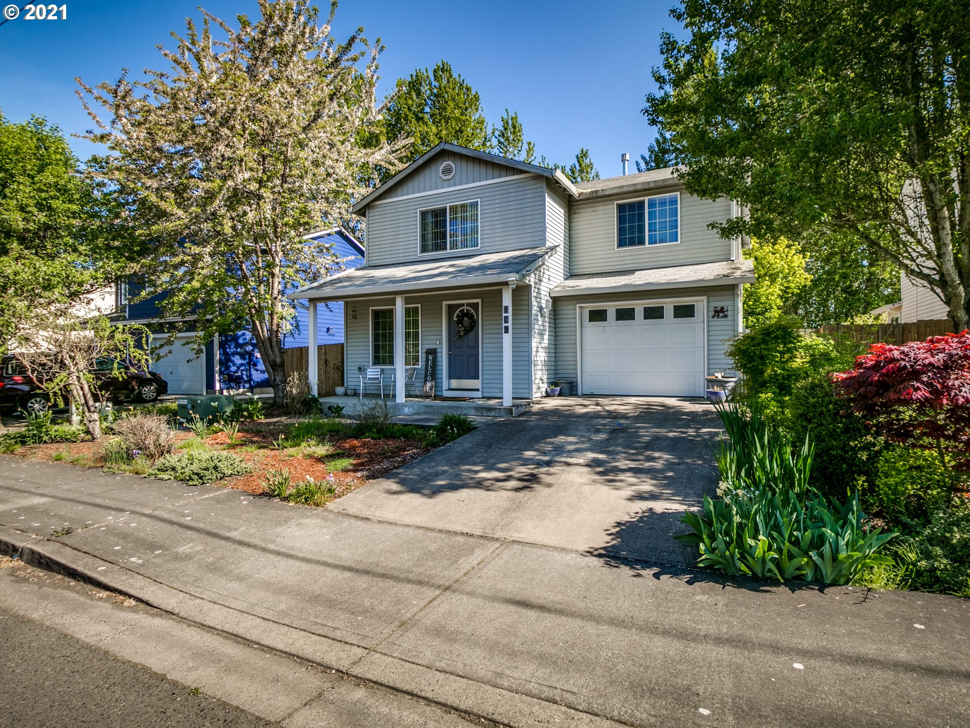 809 Northeast Faloma Road Portland, OR 97211 - Photo 1 of 30 Gallery Image 1