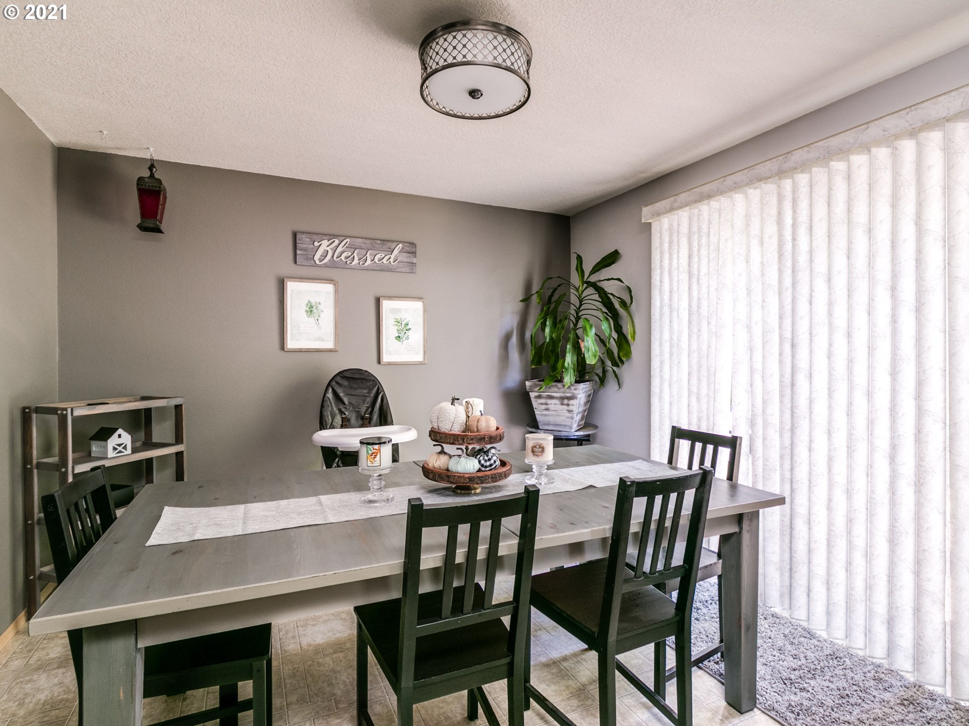 809 Northeast Faloma Road Portland, OR 97211 - Photo 11 of 30 Gallery Image 11