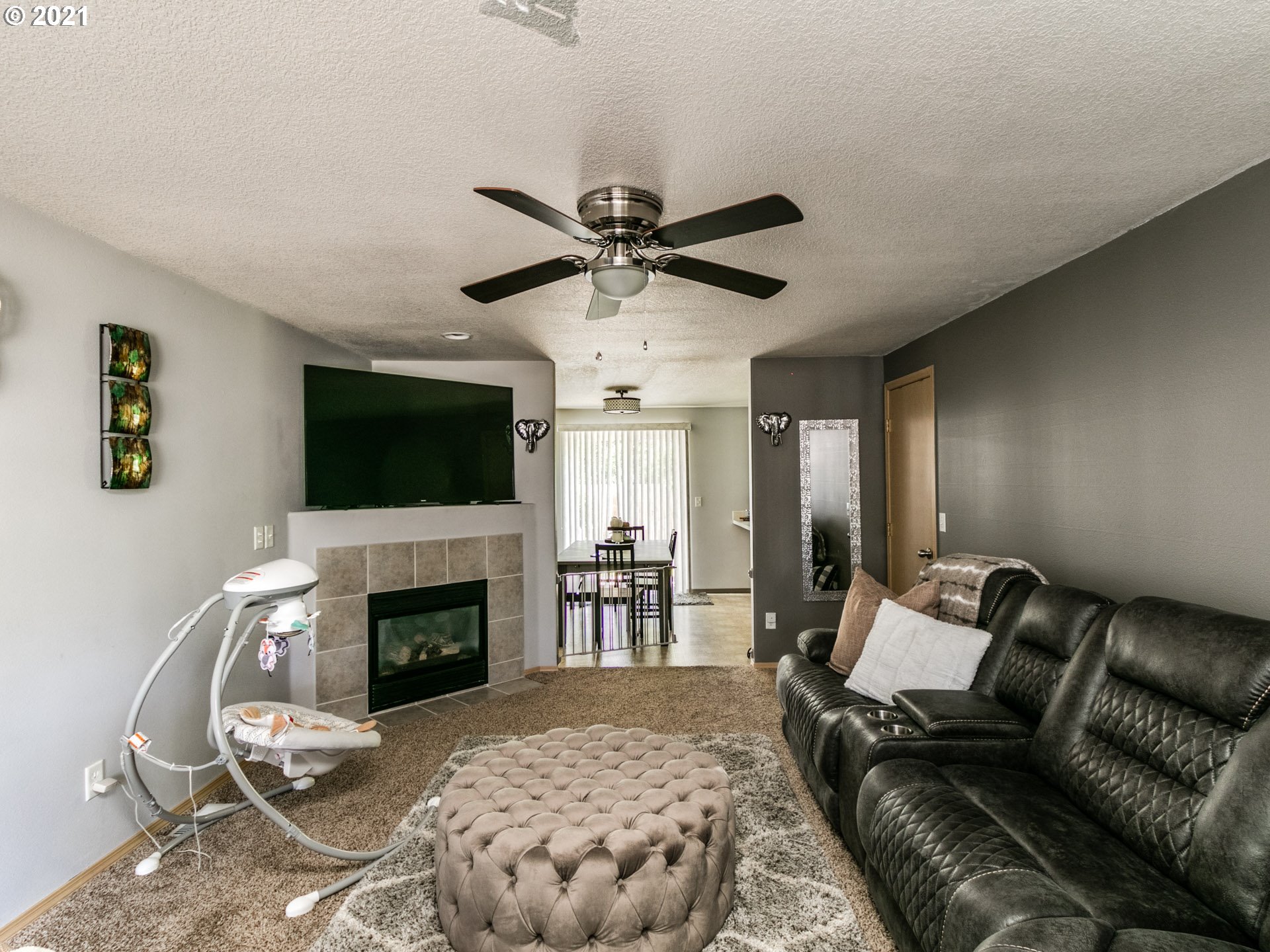 809 Northeast Faloma Road Portland, OR 97211 - Photo 7 of 30 Gallery Image 7