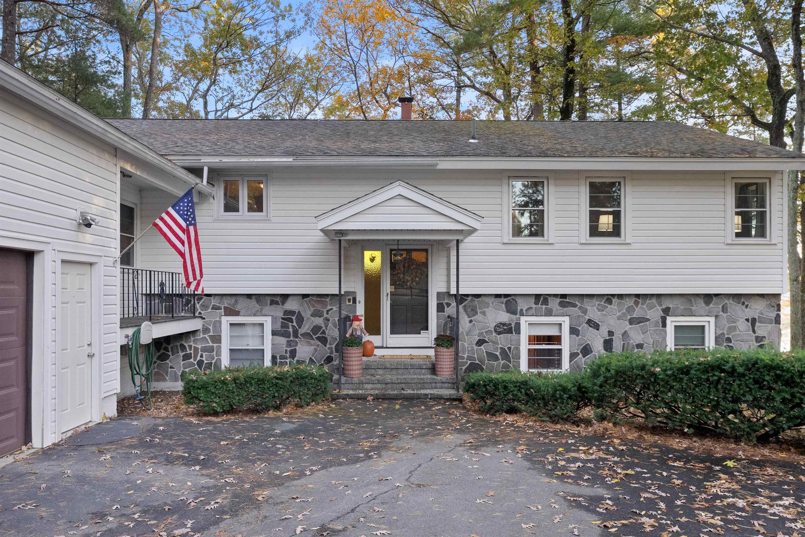 24 Rolling Ridge Road Windham, NH 03087 - Photo 7 of 49