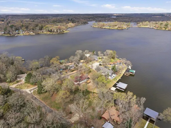 $214,900 | 329 Callender Lake Drive, Murchison, TX 75778