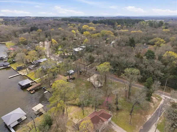 $214,900 | 329 Callender Lake Drive, Murchison, TX 75778