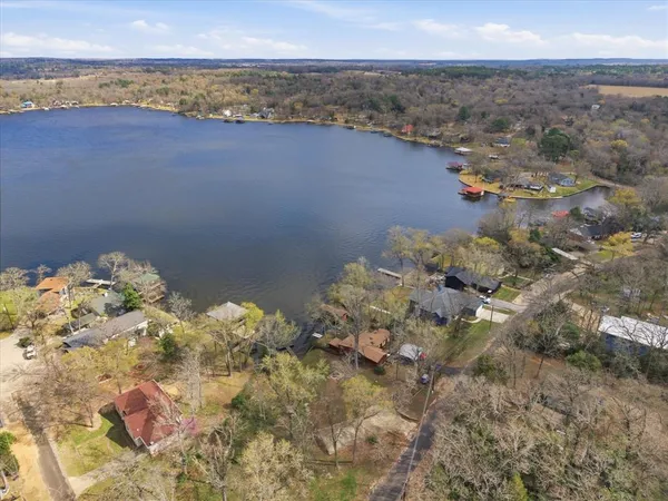 $214,900 | 329 Callender Lake Drive, Murchison, TX 75778