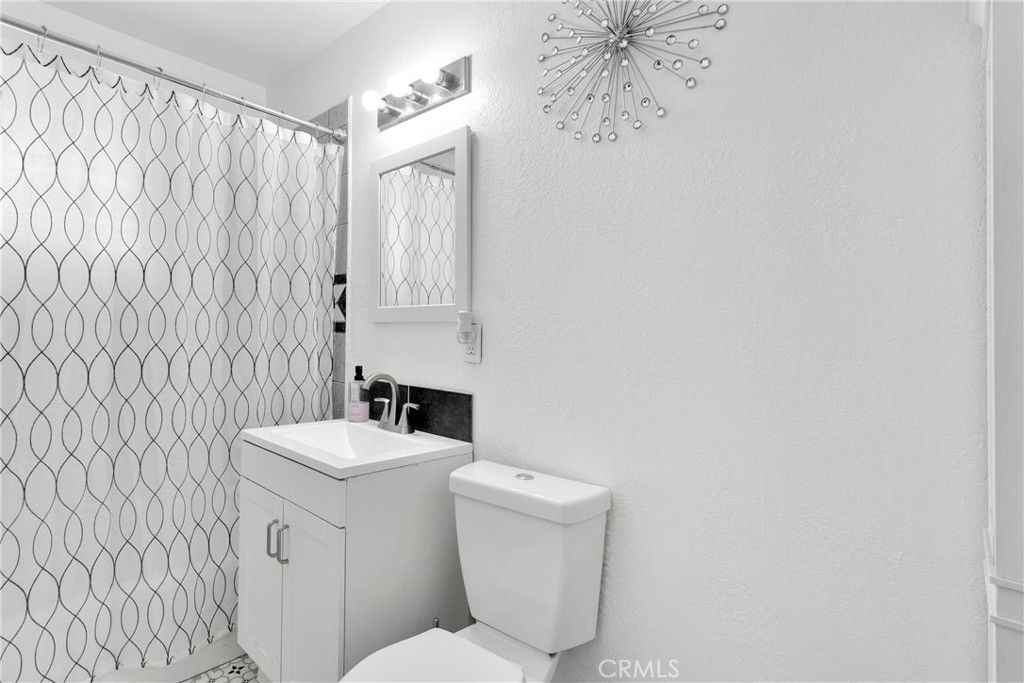 16508 Pine Street Hesperia, CA 92345 - Photo 15 of 21