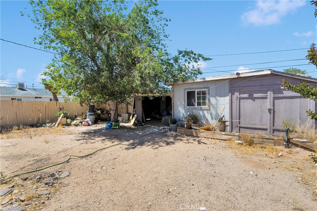 16508 Pine Street Hesperia, CA 92345 - Photo 18 of 21