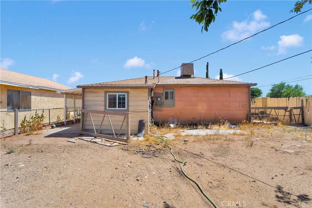 16508 Pine Street Hesperia, CA 92345 - Photo 19 of 21