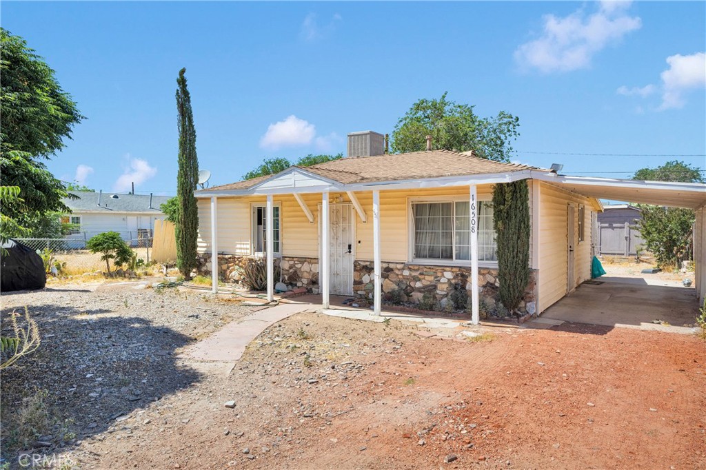 16508 Pine Street Hesperia, CA 92345 - Photo 2 of 21