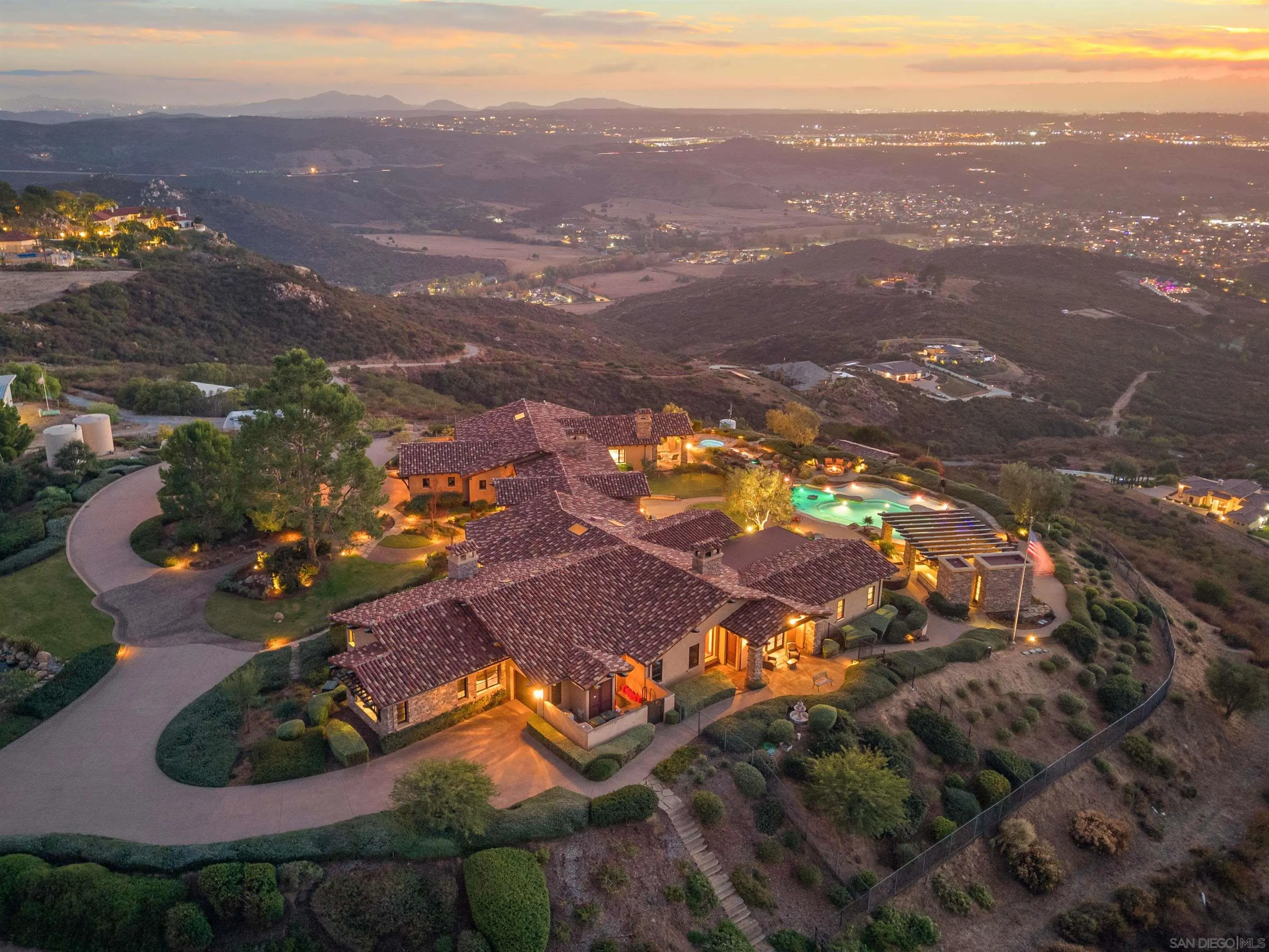 15707 Blue Crystal Trail Poway, CA 92064 - Photo 17 of 18