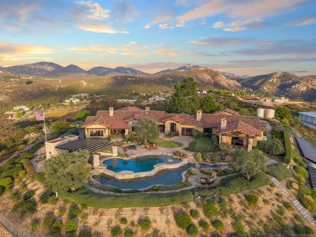 $4,550,000 | 15707 Blue Crystal Trail, Poway, CA 92064