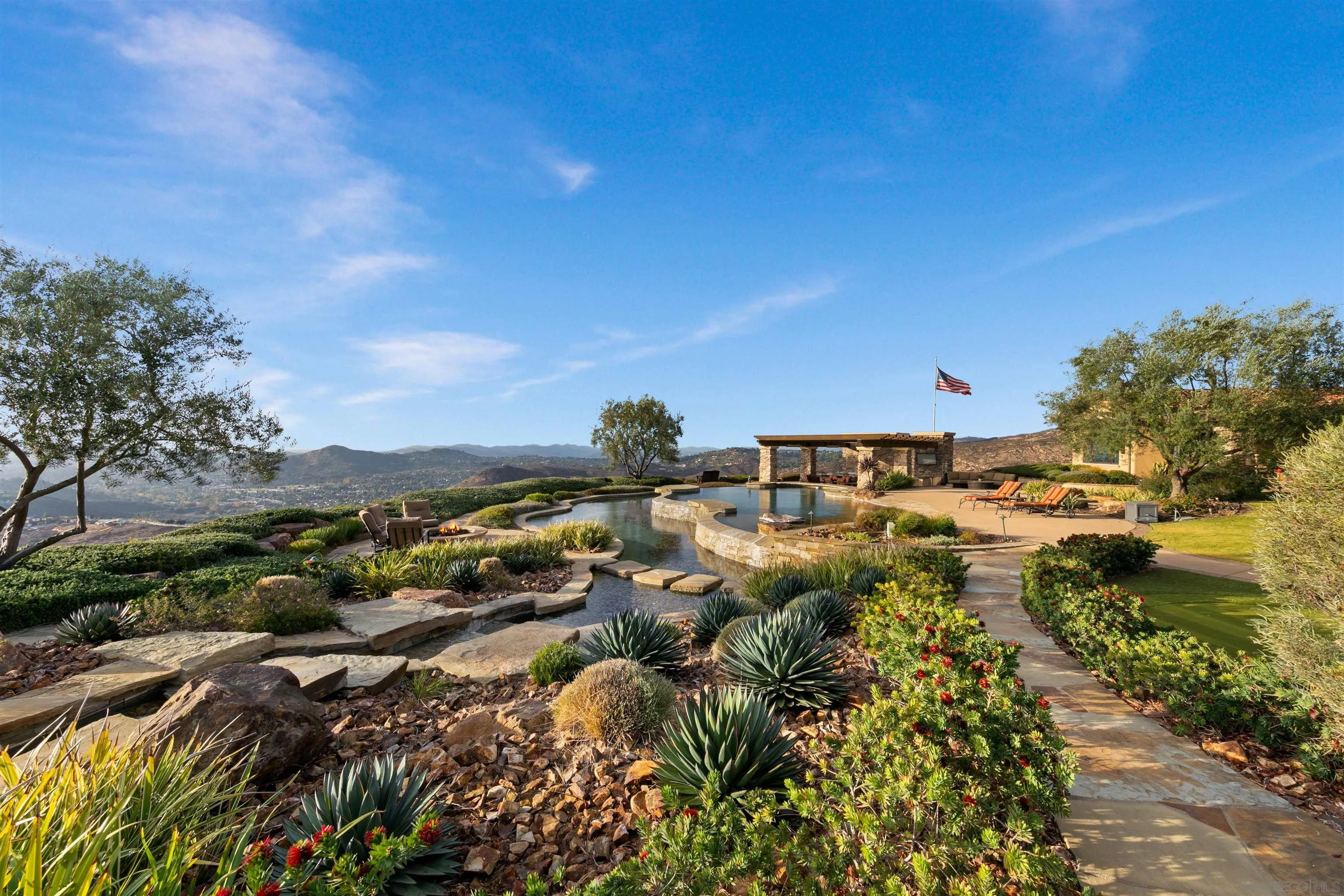 15707 Blue Crystal Trail Poway, CA 92064 - Photo 4 of 18