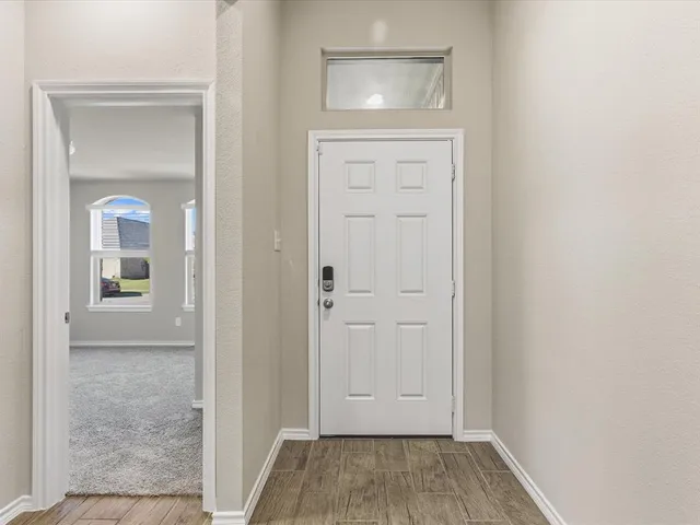 $2,100 | 11436 Woody Crk Trail, Aubrey, TX 76227