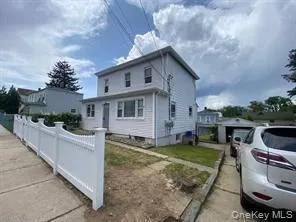 $2,900 | 29 Devoe Street, Unit 2, Dobbs Ferry, NY 10522