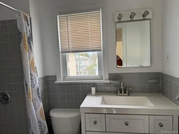 $2,900 | 29 Devoe Street, Unit 2, Dobbs Ferry, NY 10522