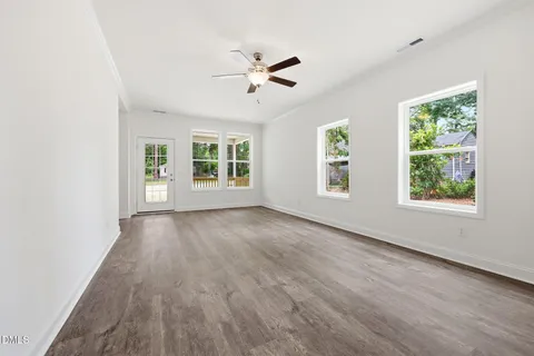 $299,900 | 1304 Goldsboro Avenue, Sanford, NC 27330