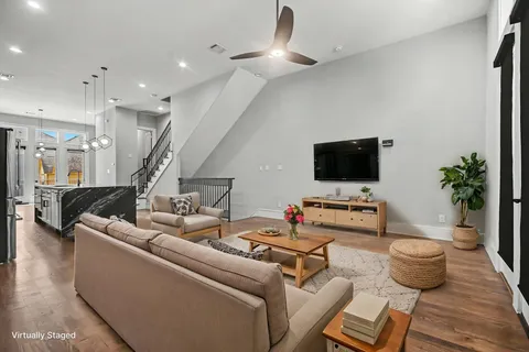 $595,000 | 2215 Francis Street, Houston, TX 77004