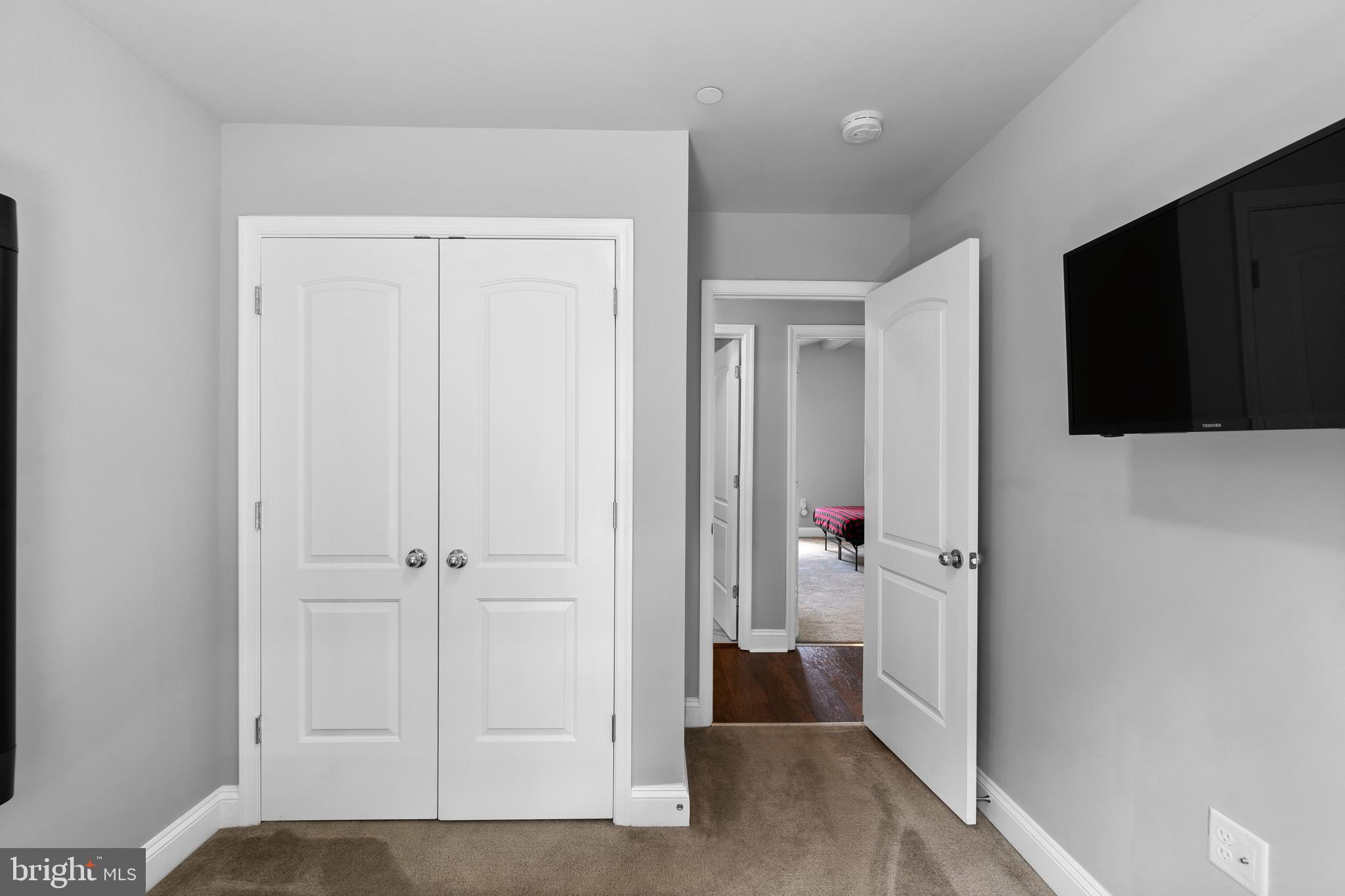 8151 Hog Neck Road Pasadena, MD 21122 - Photo 21 of 44 Bedroom