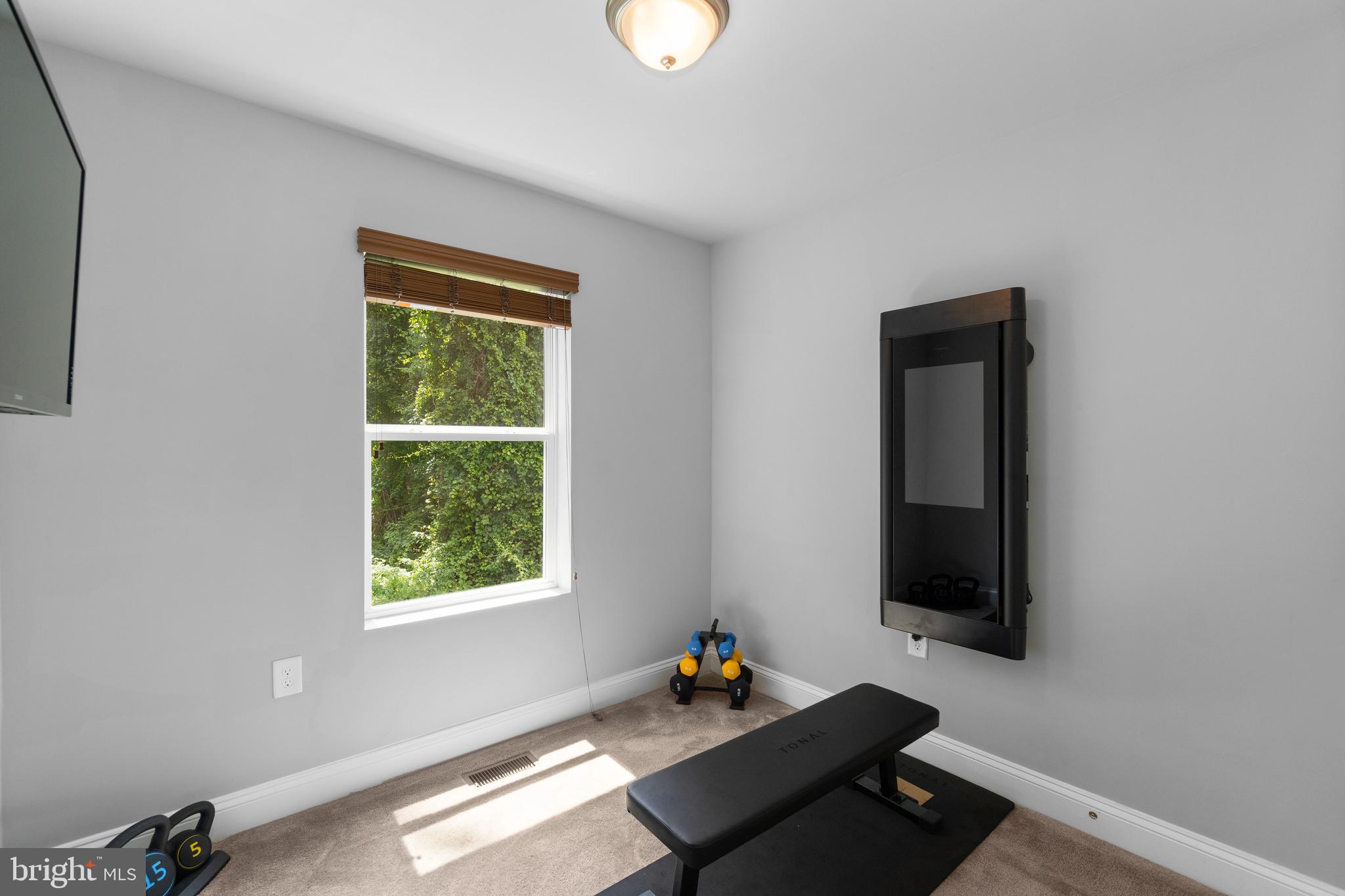 8151 Hog Neck Road Pasadena, MD 21122 - Photo 22 of 44 Bedroom