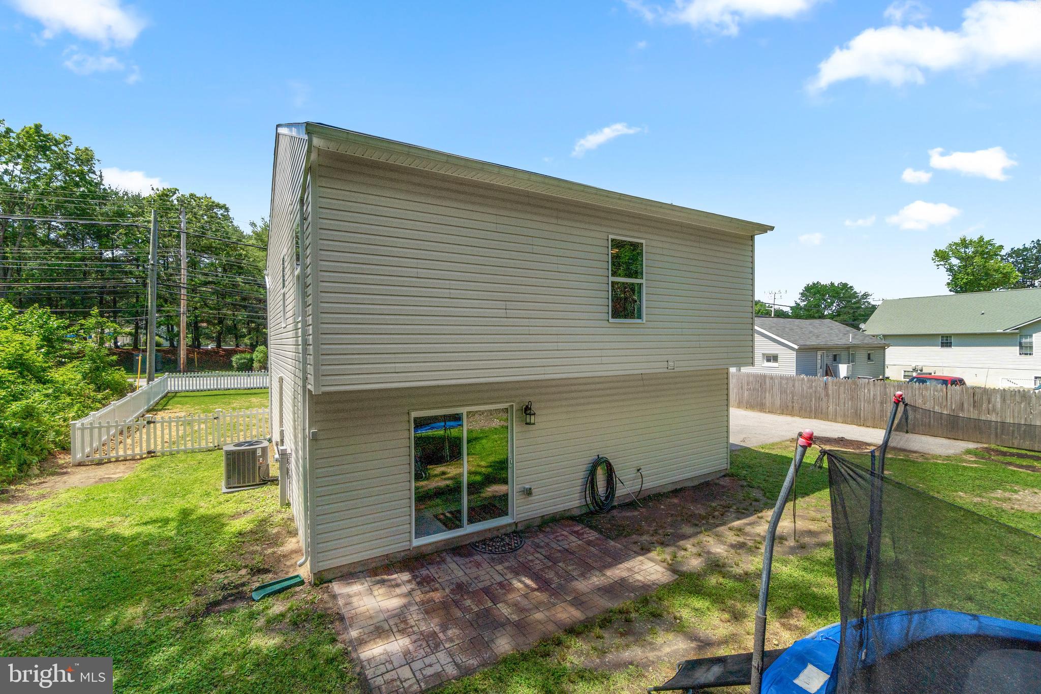 8151 Hog Neck Road Pasadena, MD 21122 - Photo 39 of 44 Exterior Rear