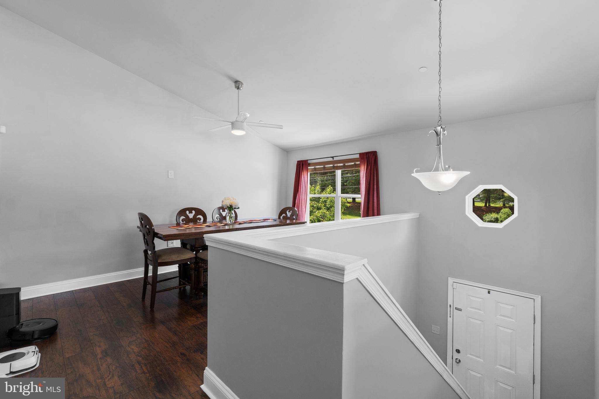 8151 Hog Neck Road Pasadena, MD 21122 - Photo 5 of 44 Interior General