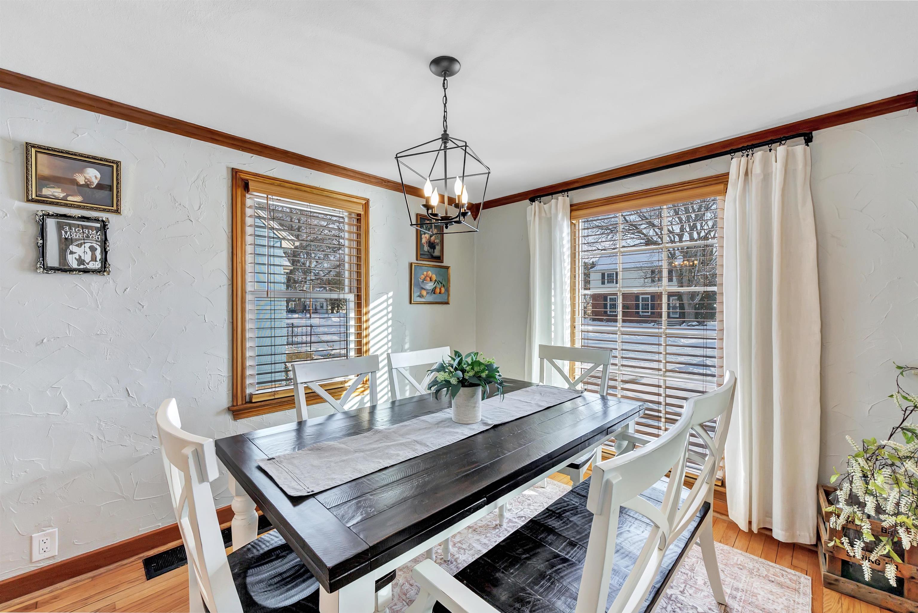 663 Chestnut Street Neenah, WI 54956 - Photo 13 of 33