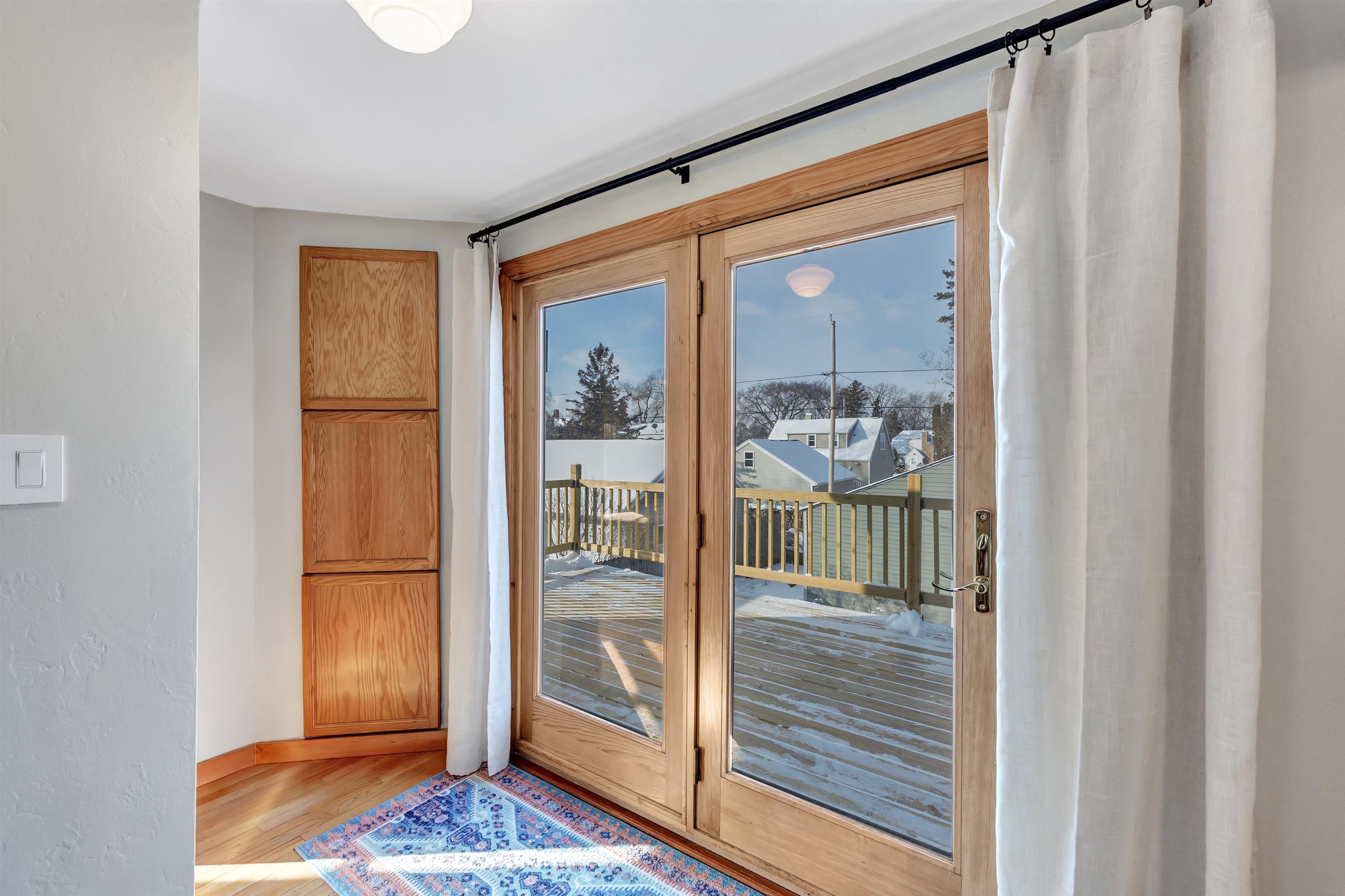 663 Chestnut Street Neenah, WI 54956 - Photo 15 of 33