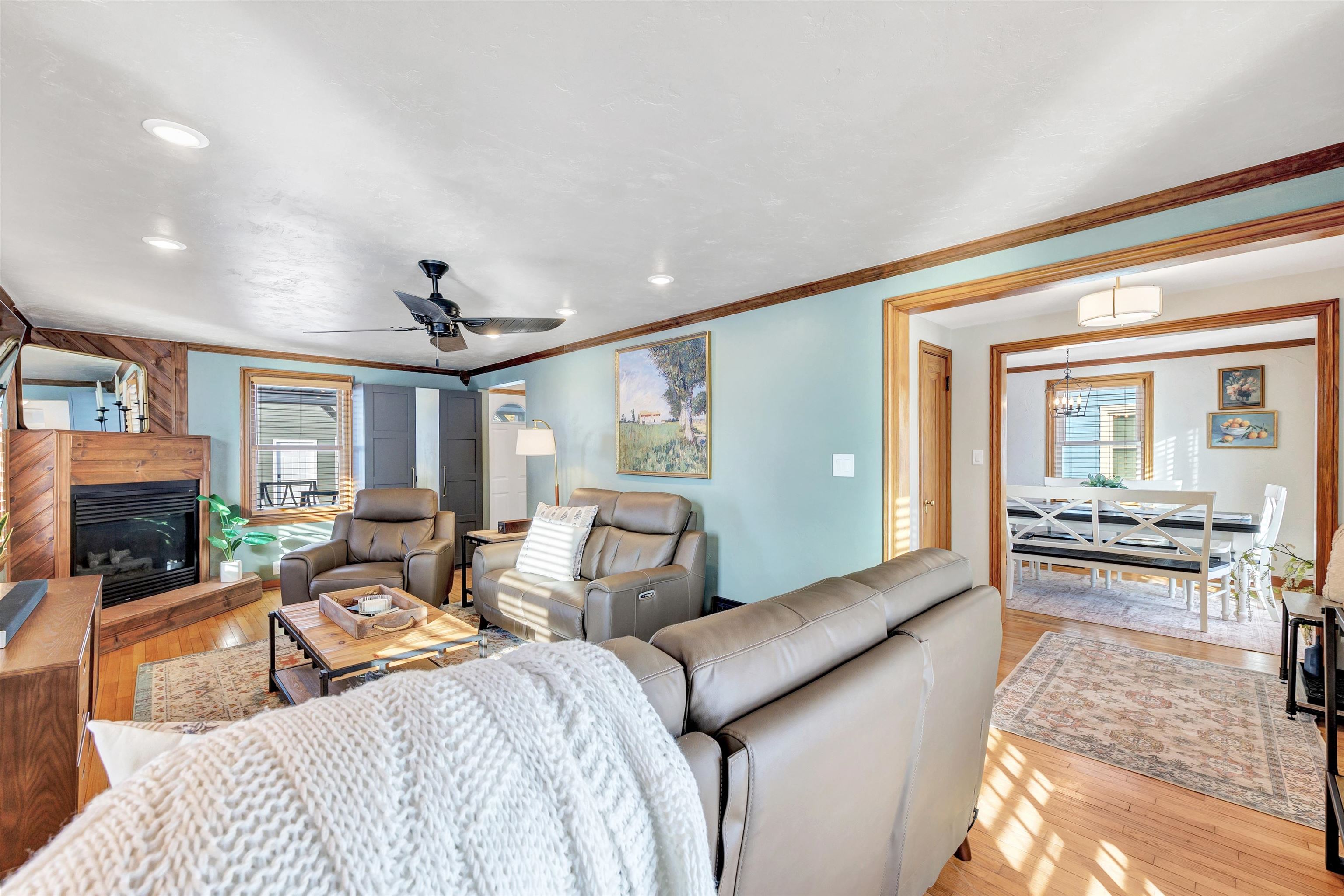 663 Chestnut Street Neenah, WI 54956 - Photo 6 of 33