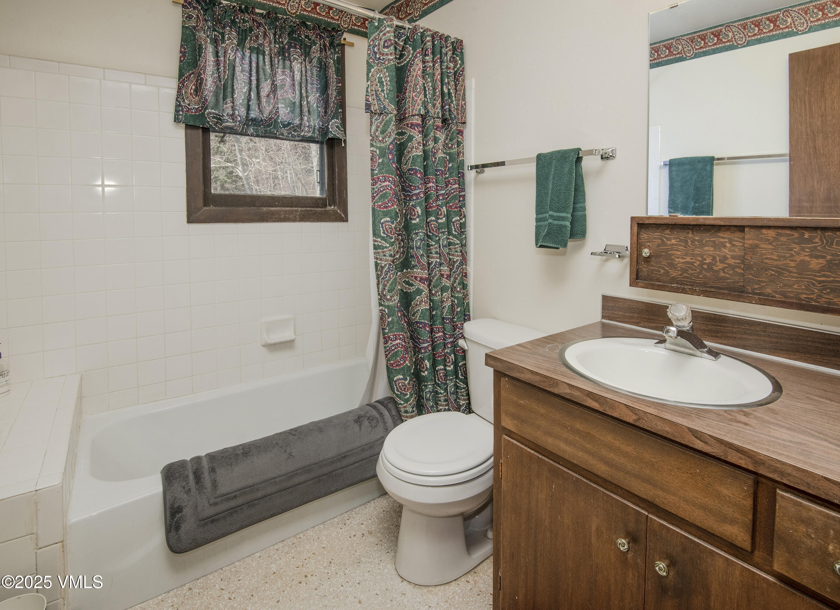 2469 Chamonix Lane, Unit E1 Vail, CO 81657 - Photo 17 of 33 2469-Chamonix-Ln-E1-MLS_18