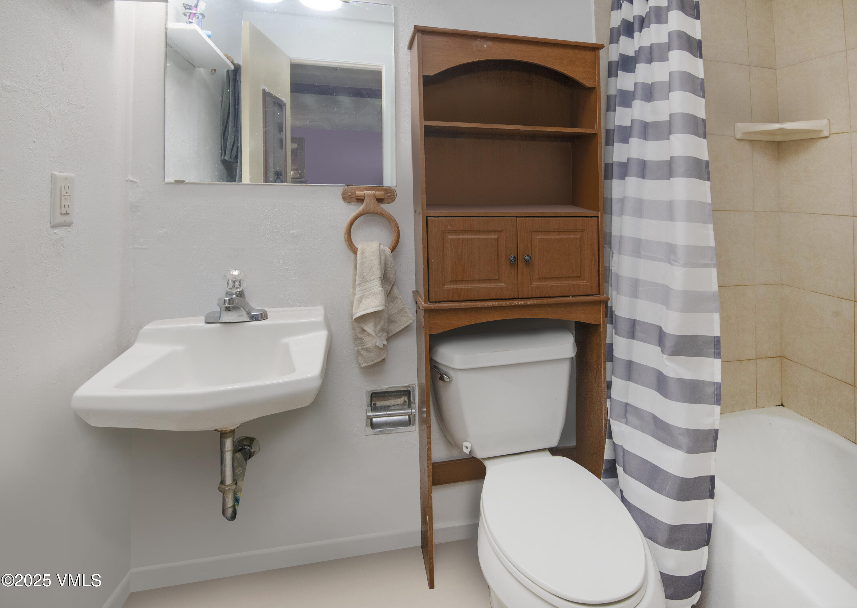 2469 Chamonix Lane, Unit E1 Vail, CO 81657 - Photo 32 of 33 2469-Chamonix-Ln-E1_27