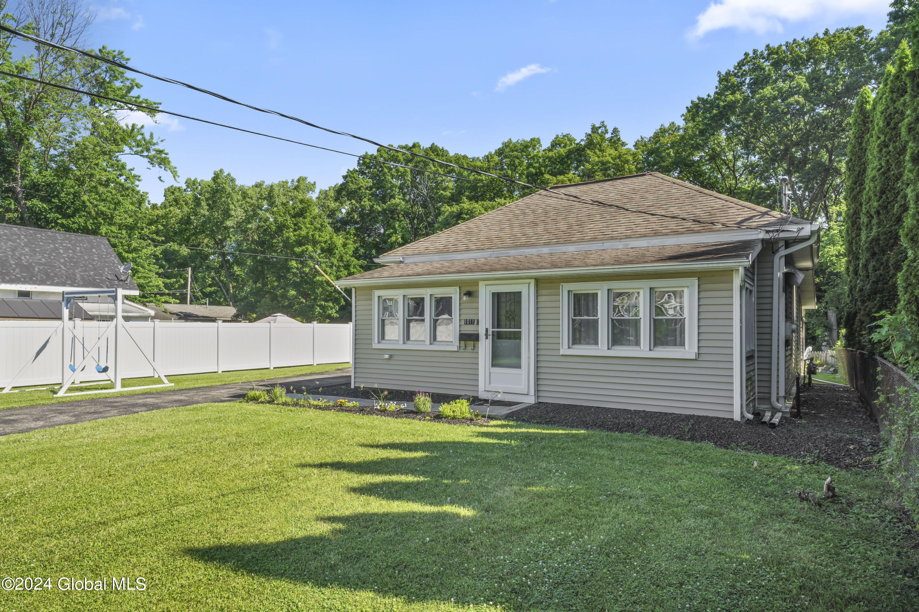 1011 Mann Avenue Rensselaer, NY 12144 - Photo 22 of 31 outside front 2