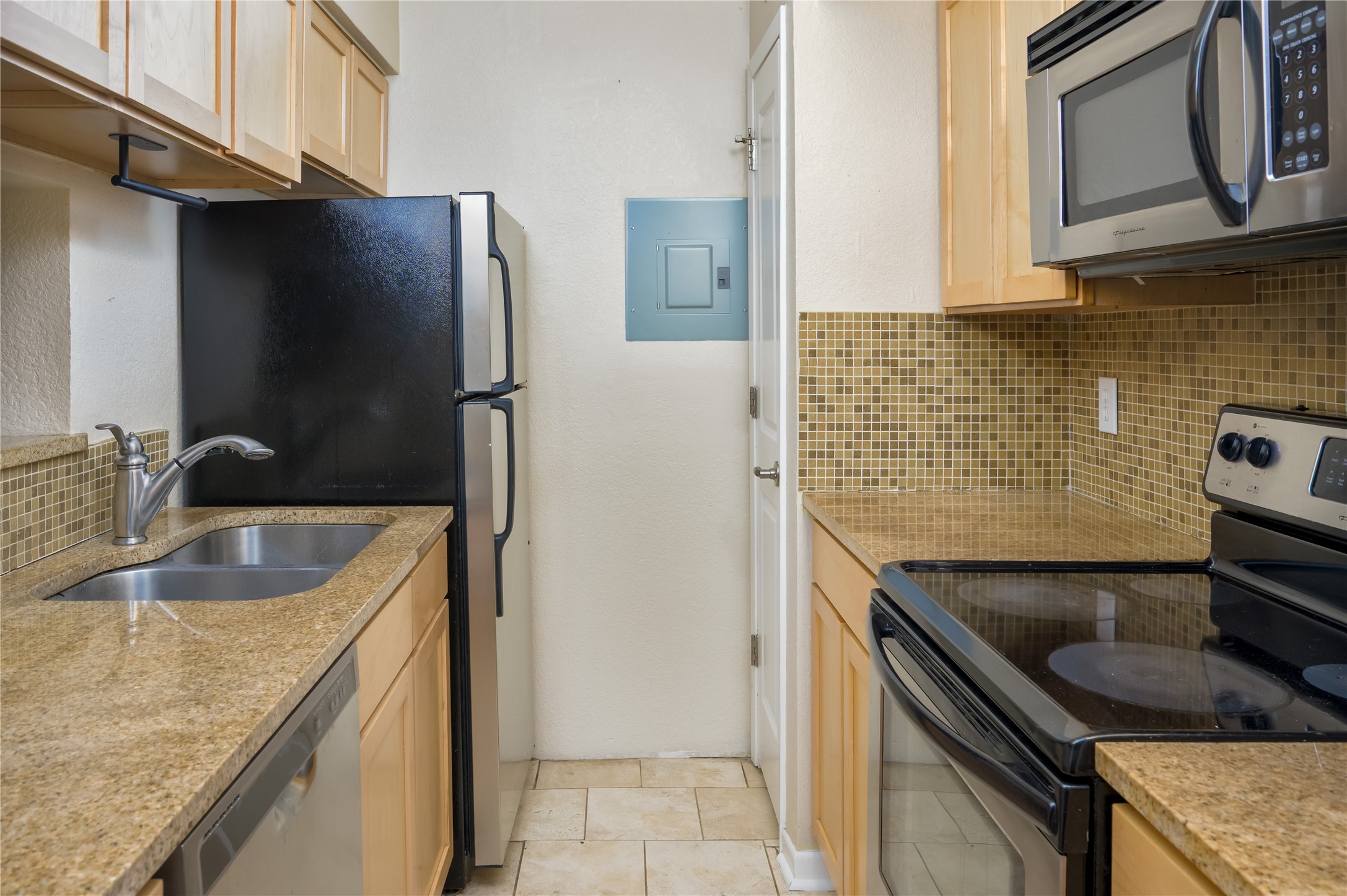 3204 Menchaca Road, Unit 105 Austin, TX 78704 - Photo 7 of 16