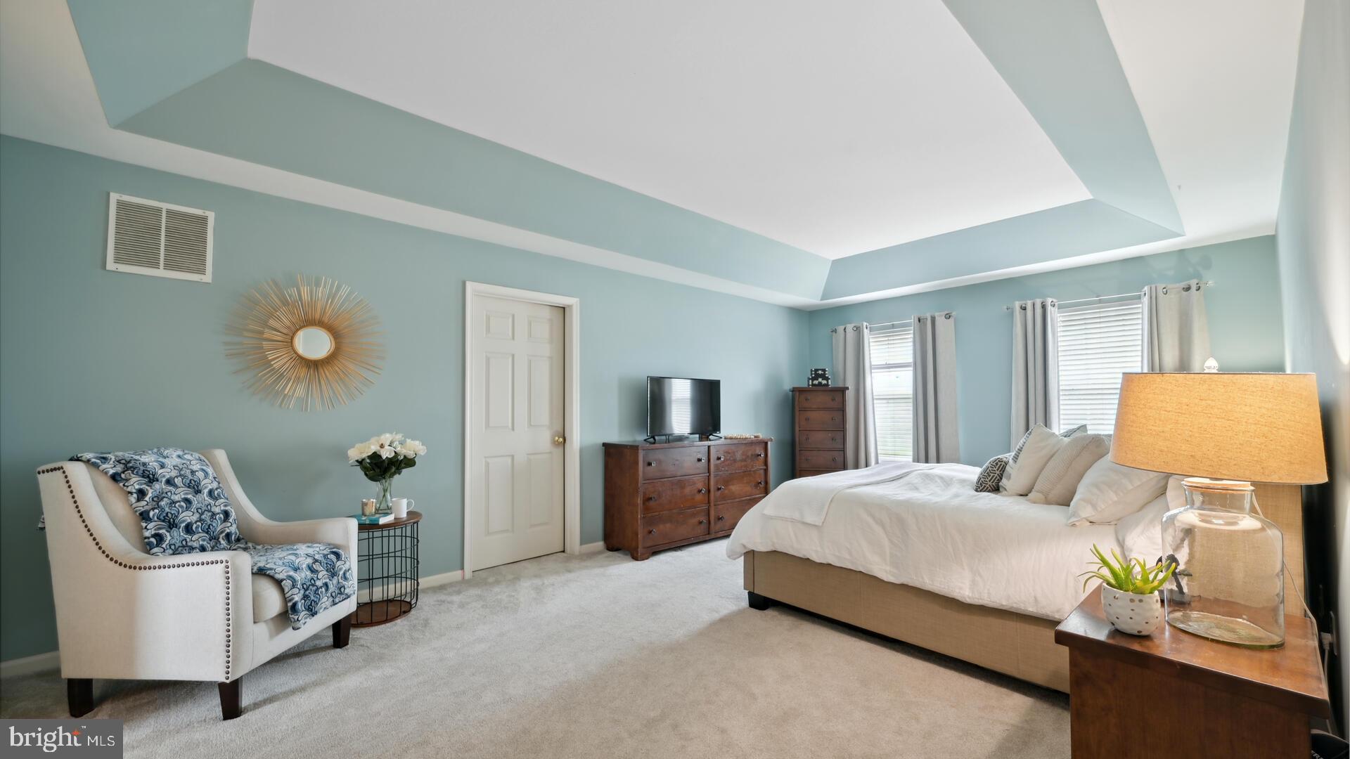 18 Terrell Road Lambertville, NJ 08530 - Photo 28 of 51 Masterr bedroom with large walk-in closet