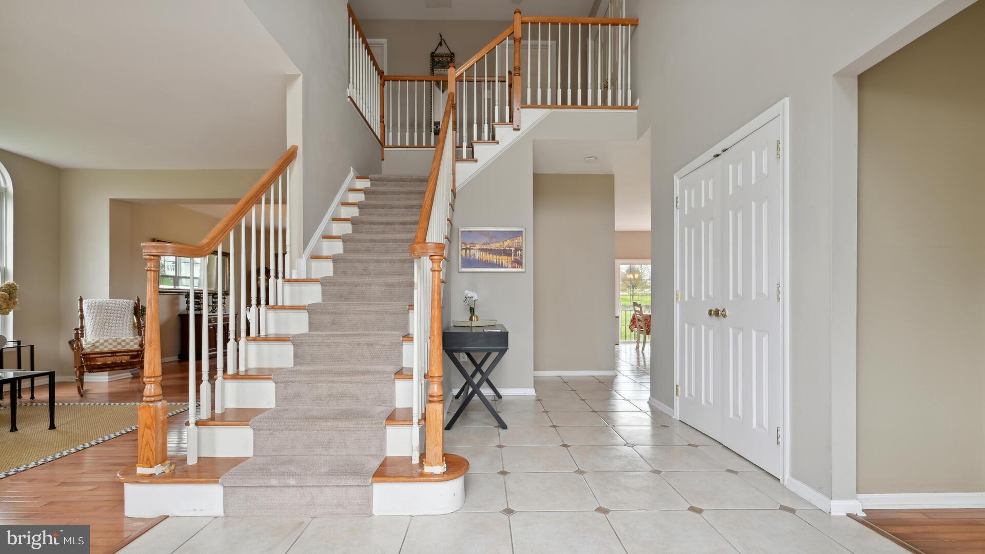 18 Terrell Road Lambertville, NJ 08530 - Photo 9 of 51 Foyer
