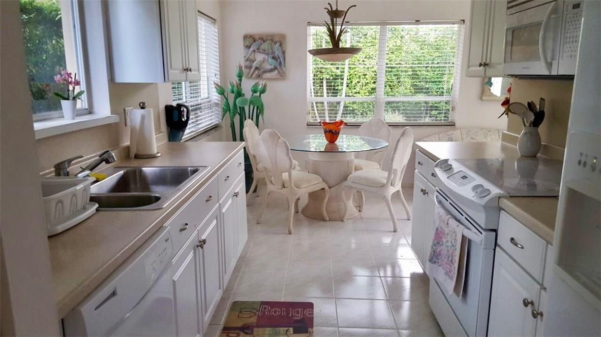 7908 Travelers Tree Drive Boca Raton, FL 33433 - Photo 8 of 23 Photo 8