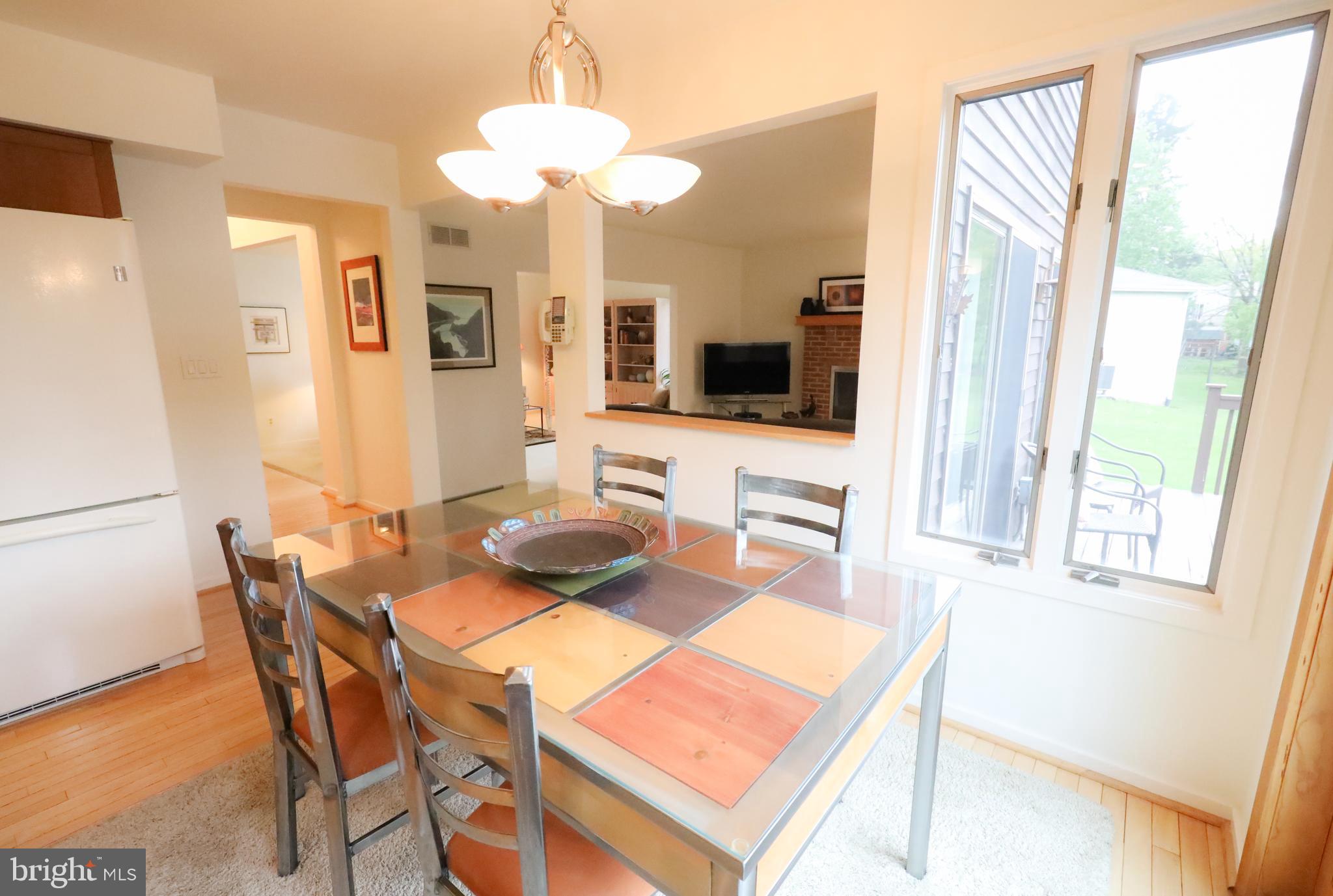 75 Lee Road Audubon, PA 19403 - Photo 5 of 37 Breakfast Nook