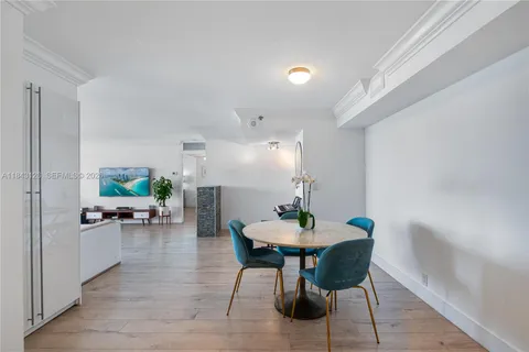 $399,000 | 2000 Towerside Terrace, Unit PH9, Miami, FL 33138