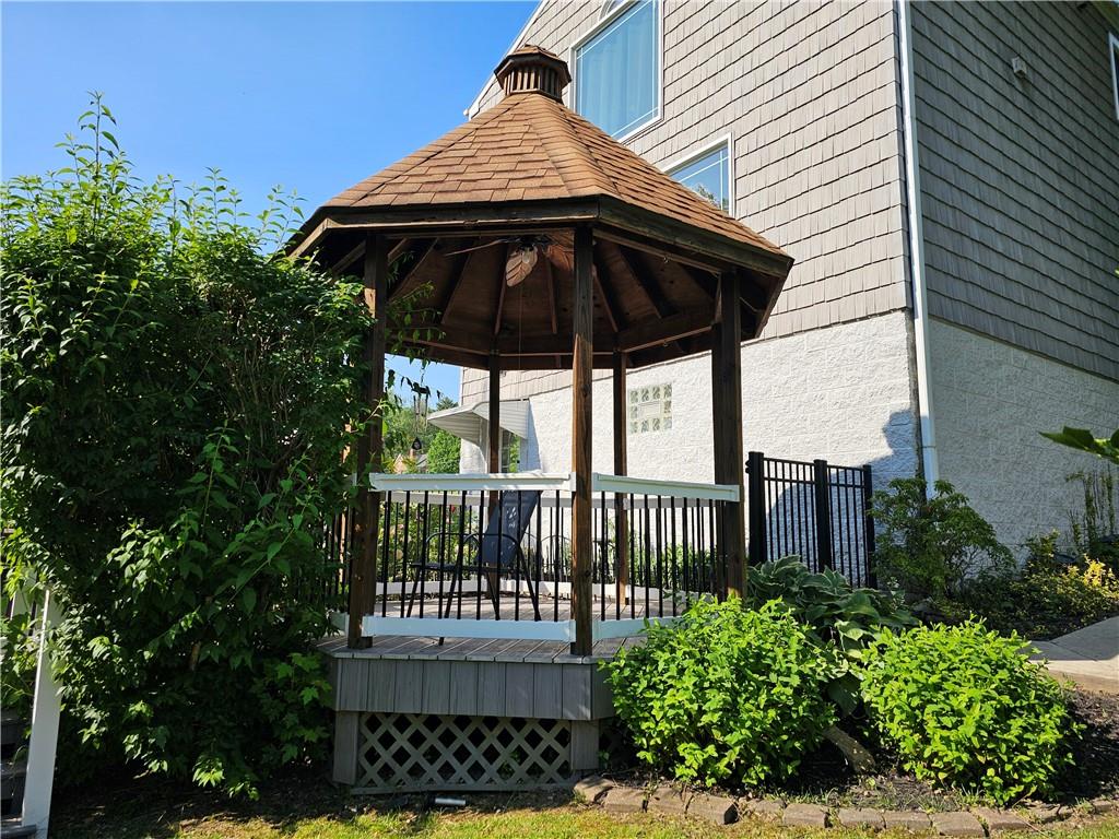 523 Franklin Farms Road Washington, PA 15301 - Photo 34 of 36 Gazebo