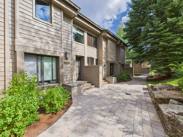 $1,195,000 | 1580 Snow Creek Condo Drive, Sun Valley, ID 83353