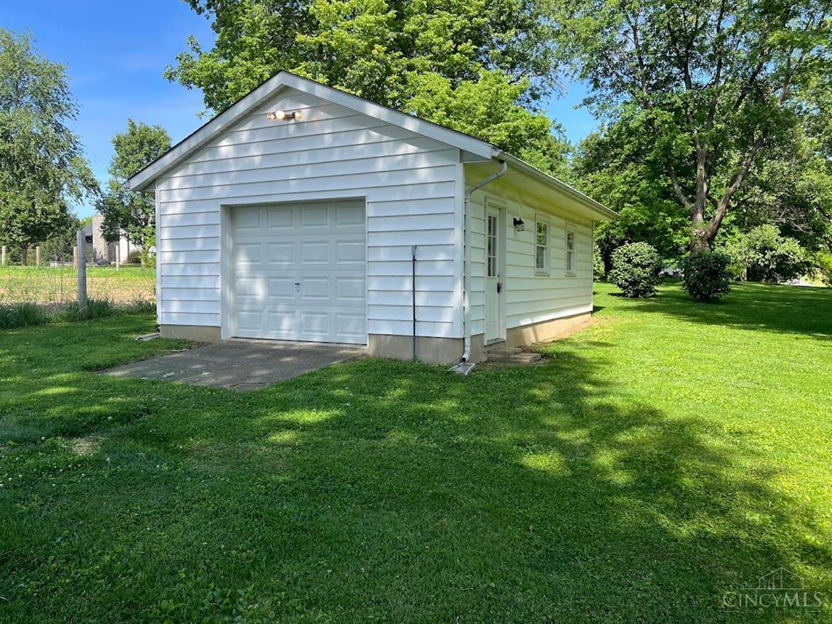 7180 Carson Road Monroe, OH 45044 - Photo 6 of 31