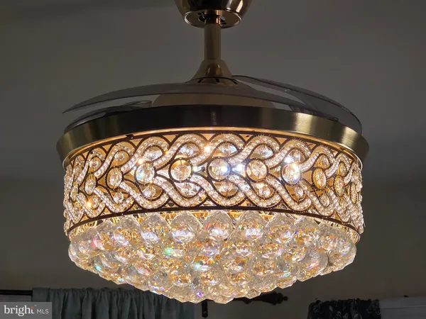 $475,000 | 1130 Happy Ridge Drive, Front Royal, VA 22630