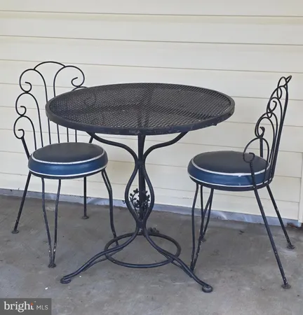 $475,000 | 1130 Happy Ridge Drive, Front Royal, VA 22630