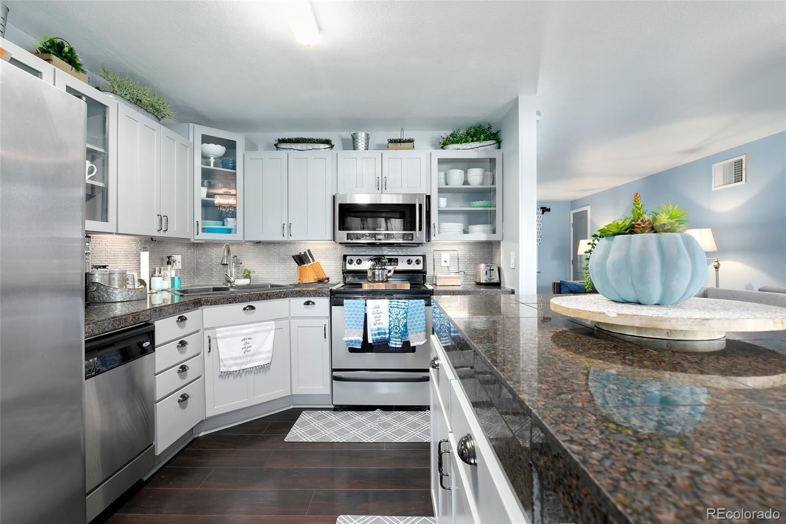 4235 West Rutgers Place Denver, CO 80236 - Photo 9 of 28 Gallery Image 9
