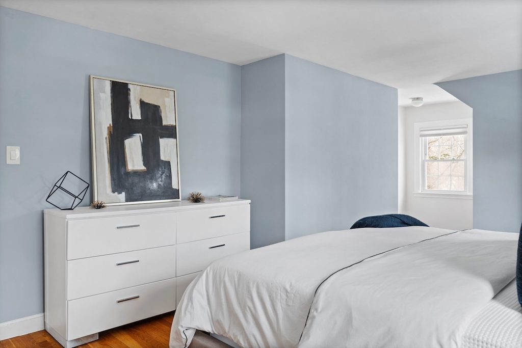 136 Marlborough Road Waltham, MA 02452 - Photo 12 of 17 Gallery Image 12