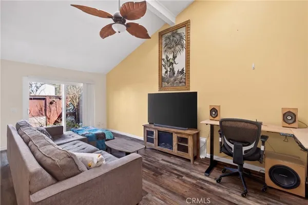 $649,000 | 722 West 223rd Street, Unit 2, Torrance, CA 90502