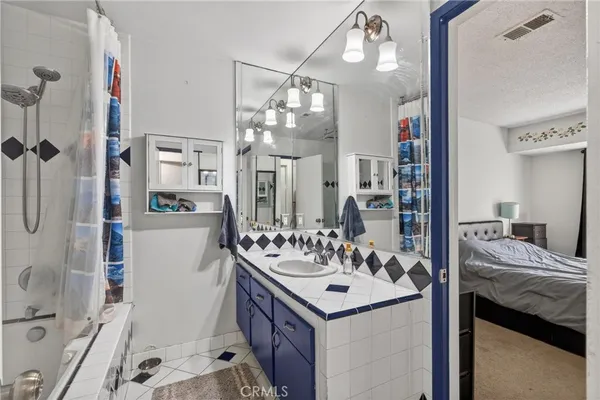 $649,000 | 722 West 223rd Street, Unit 2, Torrance, CA 90502