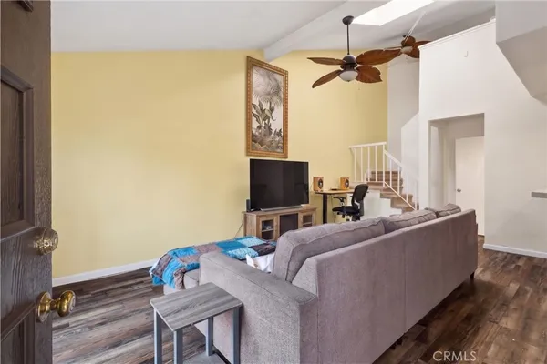 $649,000 | 722 West 223rd Street, Unit 2, Torrance, CA 90502