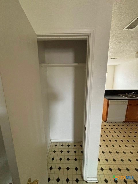 3402 Zephyr Road, Unit A Killeen, TX 76543 - Photo 4 of 13