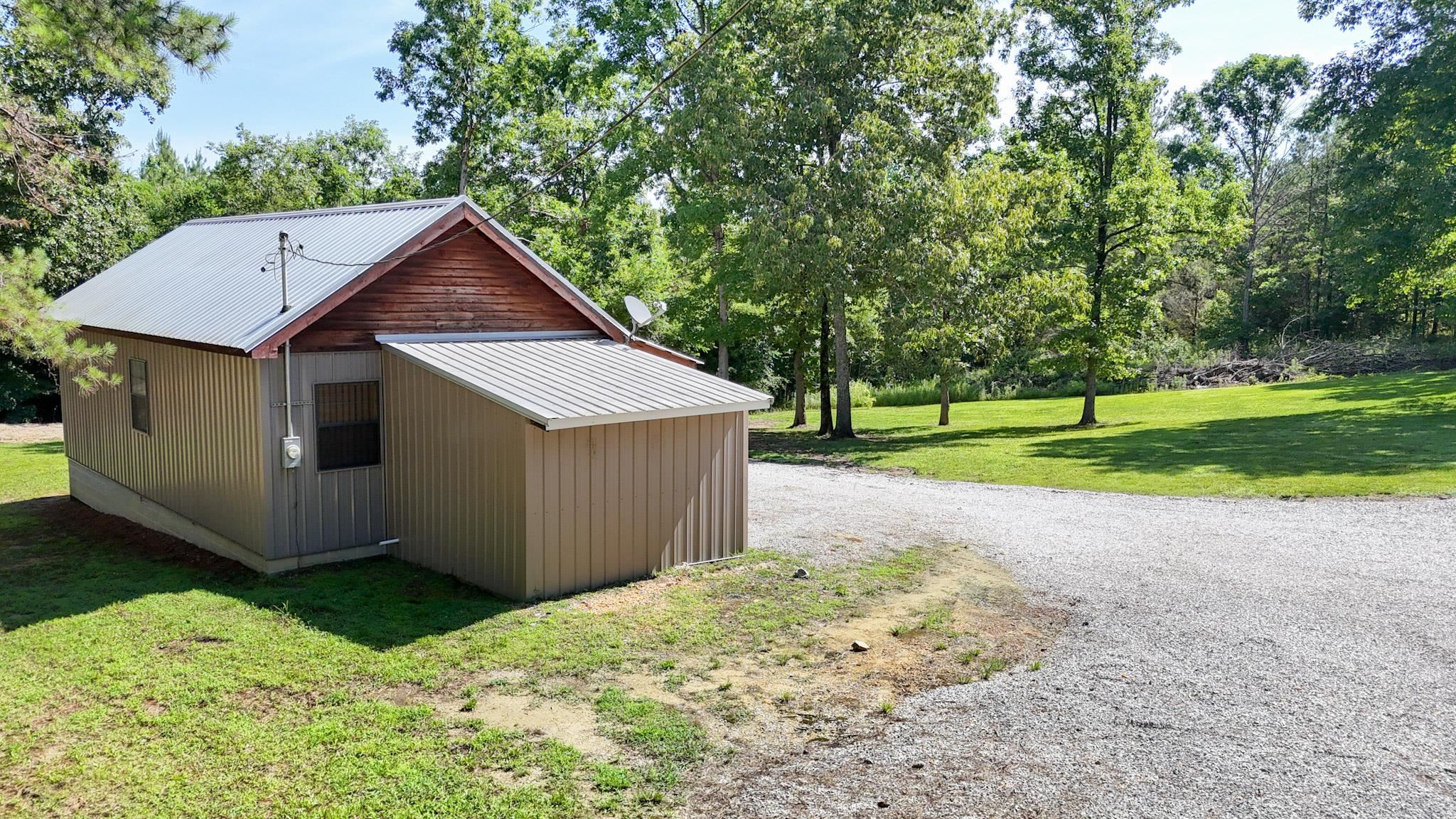 2764 Stateline Road Iuka, MS 38852 - Photo 2 of 20