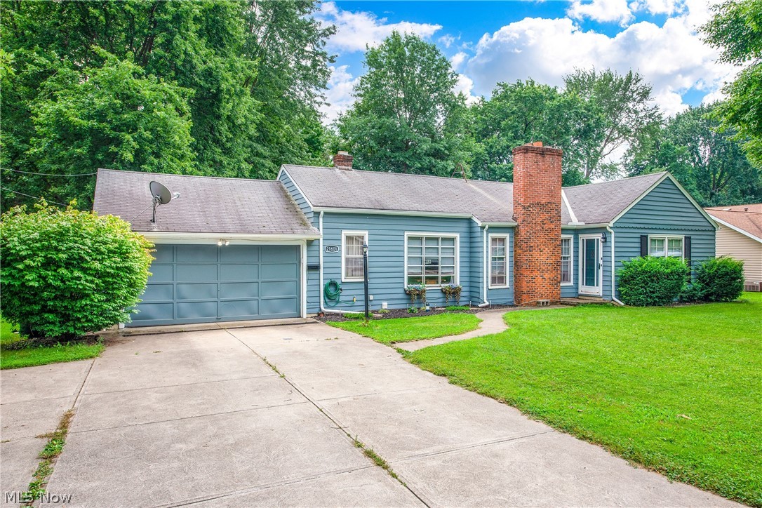 21601 Mastick Road Cleveland, OH 44126 - Photo 2 of 35